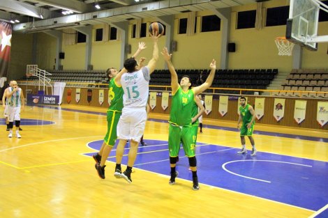 Aegean League Foto Galeri | 12-01-2018 GREENLİGHT LED - POYRAZ ZEYTİNYAĞI | Galeri 3