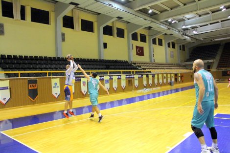 Aegean League Foto Galeri | 16-01-2018 İNDAS TEKNOLOJİ - POYRAZ ZEYTİNYAĞI | Galeri 2