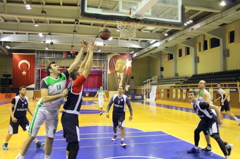 Aegean League Foto Galeri | 17-01-2018 BEYAZYAKA METİNLER YAPI - GREENLİGHT LED | Galeri 37