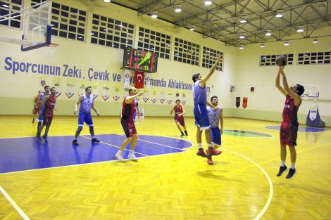 Aegean League Foto Galeri | 08-03-2018 İZMİR BAROSU - VESTEL VATOZLAR | Galeri 5