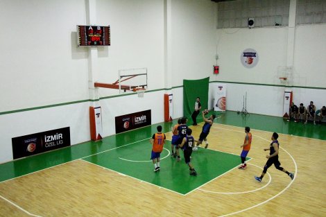 Aegean League Foto Galeri | 22-10-2018 MAXİON WHEELS - İZMİR BAROSU | Galeri 38