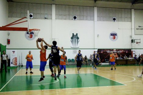 Aegean League Foto Galeri | 22-10-2018 MAXİON WHEELS - İZMİR BAROSU | Galeri 1