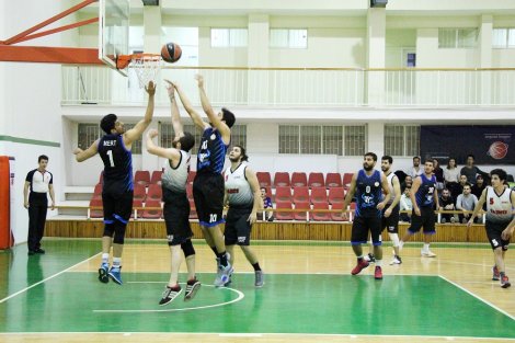 Aegean League Foto Galeri | 02-11-2018 İZMİR BAROSU - HMS MAKİNA | Galeri 13