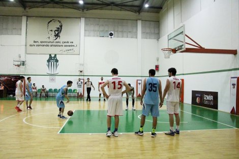 Aegean League Foto Galeri | 02-11-2018 VOLKAN SPOR - NİKA SPORTS | Galeri 21