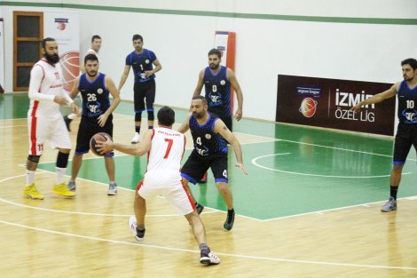 Aegean League Foto Galeri | 08-11-2018 AKBANK - İZMİR BAROSU | Galeri 14