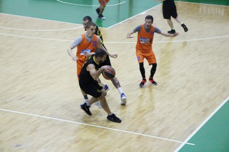 Aegean League Foto Galeri | 12-11-2018 MAXİON WHEELS - TÜRK TUBORG | Galeri 28