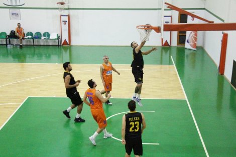 Aegean League Foto Galeri | 12-11-2018 MAXİON WHEELS - TÜRK TUBORG | Galeri 2