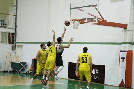 Aegean League Foto Galeri | 19-11-2018 HMS MAKİNA - TÜRK TUBORG | Galeri 1