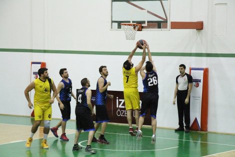 Aegean League Foto Galeri | 20-12-2018 TÜRK TUBORG - İZMİR BAROSU | Galeri 11