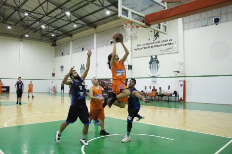 Aegean League Foto Galeri | 01-01-2019 MAXİON WHEELS - İZMİR BAROSU | Galeri 35