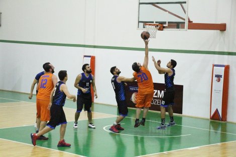 Aegean League Foto Galeri | 03-01-2019 MAXİON WHEELS - İZMİR BAROSU | Galeri 4