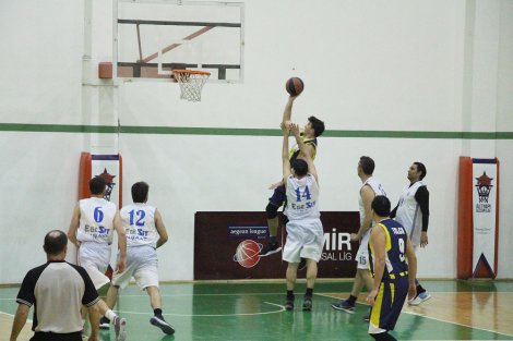 Aegean League Foto Galeri | 21-02-2019 EGESİT İNŞAAT MASTERS - AYBOY BOYA MASTERS | Galeri 37