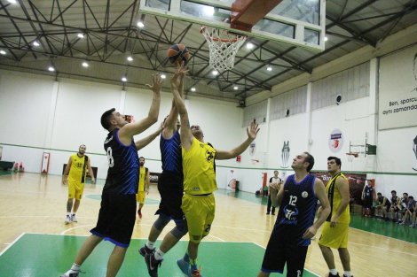 Aegean League Foto Galeri | 18-03-2019 İZMİR BAROSU - TÜRK TUBORG | Galeri 21