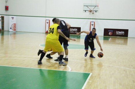 Aegean League Foto Galeri | 18-03-2019 İZMİR BAROSU - TÜRK TUBORG | Galeri 3