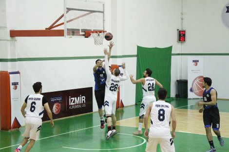 Aegean League Foto Galeri | 15-04-2019 ÖZGÖRKEY GROUP - İZMİR BAROSU | Galeri 12