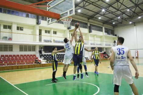 Aegean League Foto Galeri | 24-04-2019 AYBOY BOYA - EGESİT İNŞAAT | Galeri 17