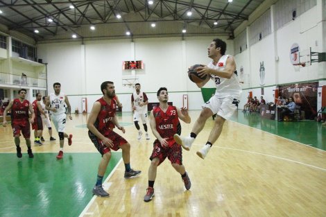 Aegean League Foto Galeri | 25-04-2019 ÖZGÖRKEY GROUP - VESTEL VATOZLAR | Galeri 38