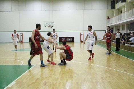 Aegean League Foto Galeri | 25-04-2019 ÖZGÖRKEY GROUP - VESTEL VATOZLAR | Galeri 27