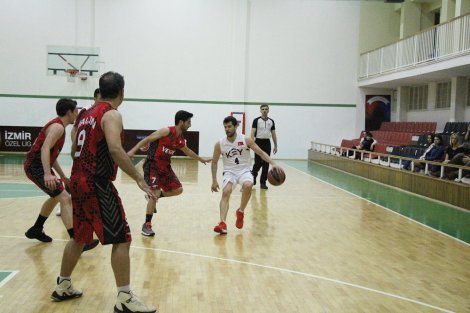 Aegean League Foto Galeri | 25-04-2019 ÖZGÖRKEY GROUP - VESTEL VATOZLAR | Galeri 12