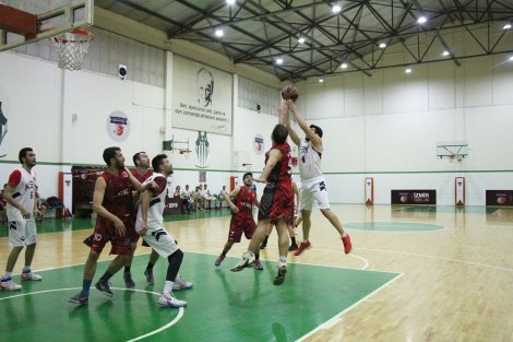 Aegean League Foto Galeri | 25-04-2019 ÖZGÖRKEY GROUP - VESTEL VATOZLAR | Galeri 26