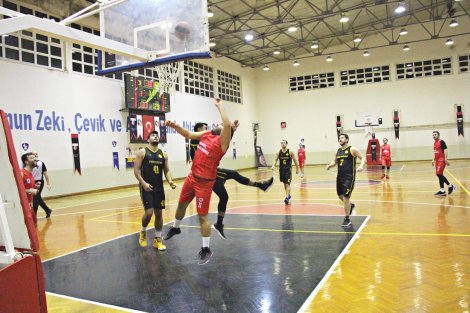 Aegean League Foto Galeri | 23-12-2021 TÜRK TUBORG - EKOL HASTANESİ | Galeri 14