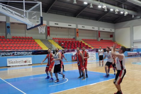 Aegean League Foto Galeri | 01-03-2017 ANTALYA GAZOZU - MURATPAŞA GENÇLİK | Galeri 24