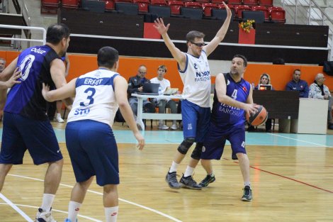 Aegean League Foto Galeri | 13-04-2025 İzmir Barosu-Norm Holding | Galeri 13