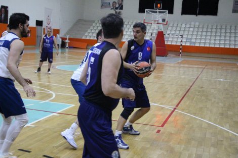 Aegean League Foto Galeri | 13-04-2025 İzmir Barosu-Norm Holding | Galeri 16