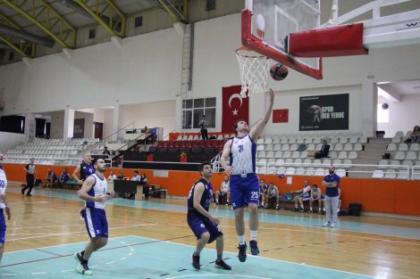 Aegean League Foto Galeri | 04-05-2025 Garanti BBVA-İzmir Barosu | Galeri 4