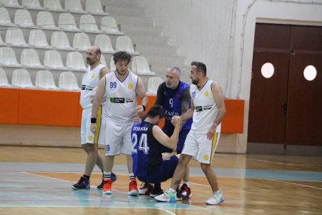 Aegean League Foto Galeri | 11-05-2025 İzmir Barosu-Turkcell - 